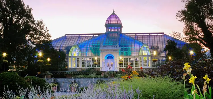 franklin-park-conservatory-outdoors