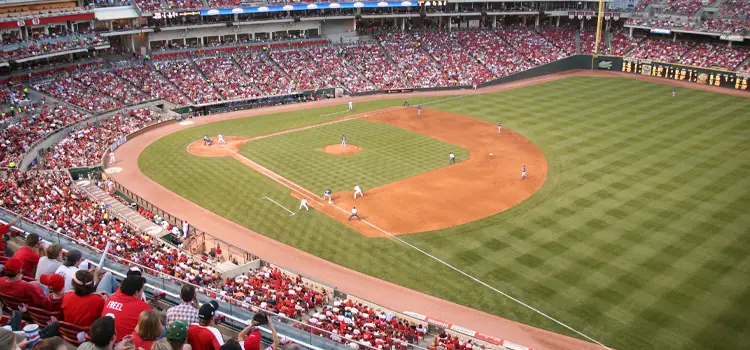 cincinnati reds field