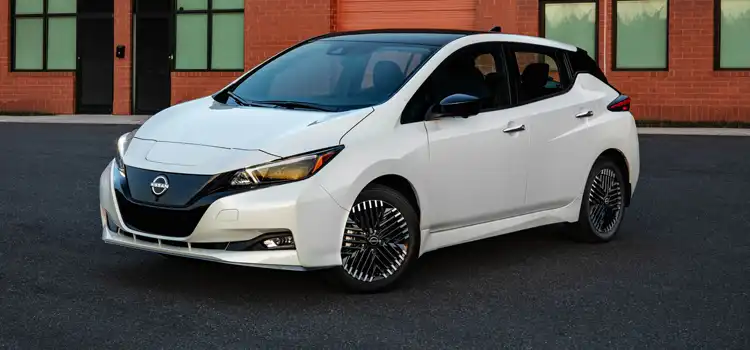 nissian leaf electric car